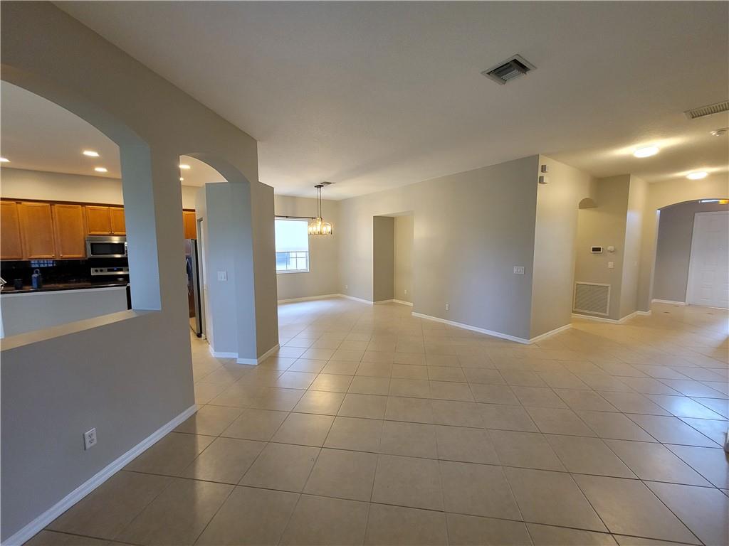 Isles At Weston 171-40 B - Residential