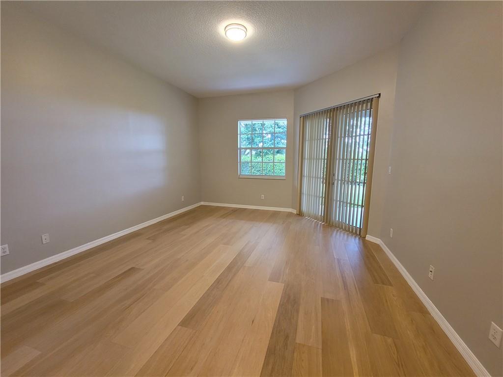 Isles At Weston 171-40 B - Residential