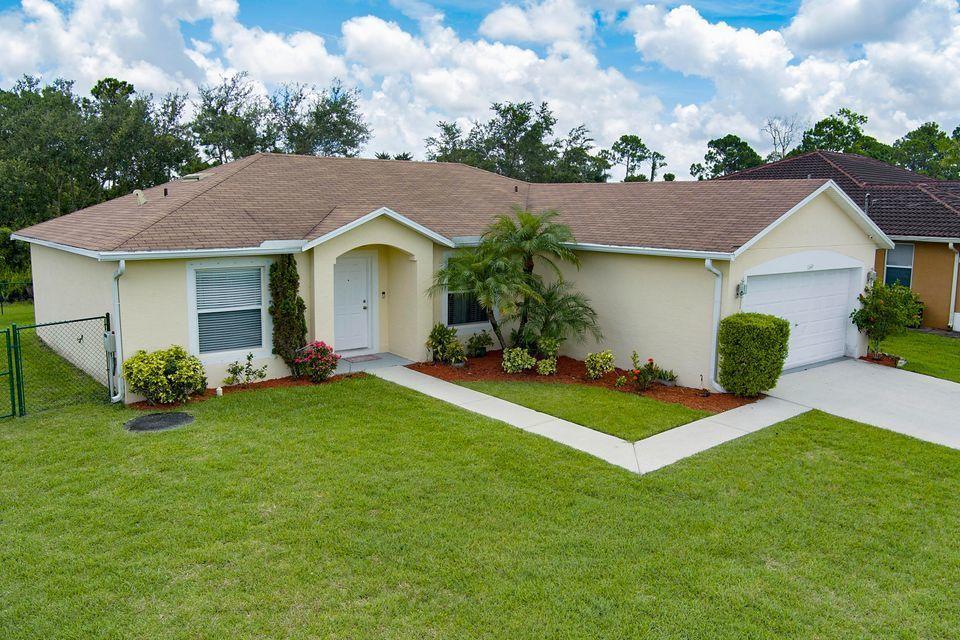 Photo of 1649 SW Chicory Terrace, Port Saint Lucie, FL 34953 (MLS # R10738731)