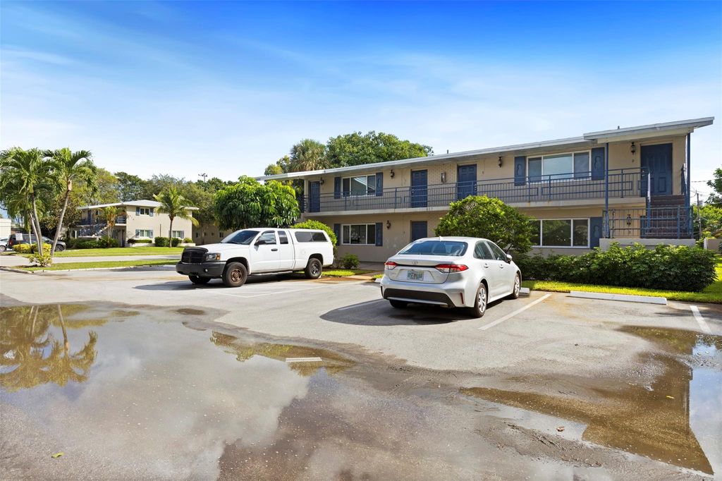 Photo of 817 Lighthouse Drive #B, North Palm Beach, FL 33408 (MLS # F10535200)