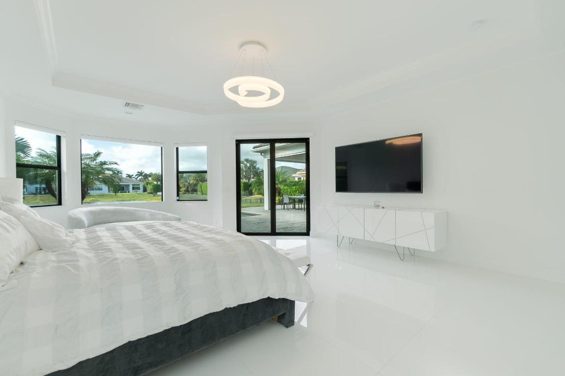 ROYAL PALM POLO PLAT - Residential