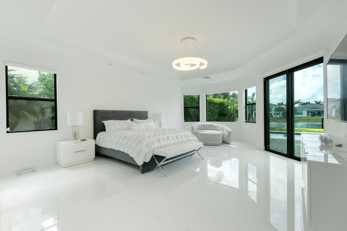 ROYAL PALM POLO PLAT - Residential