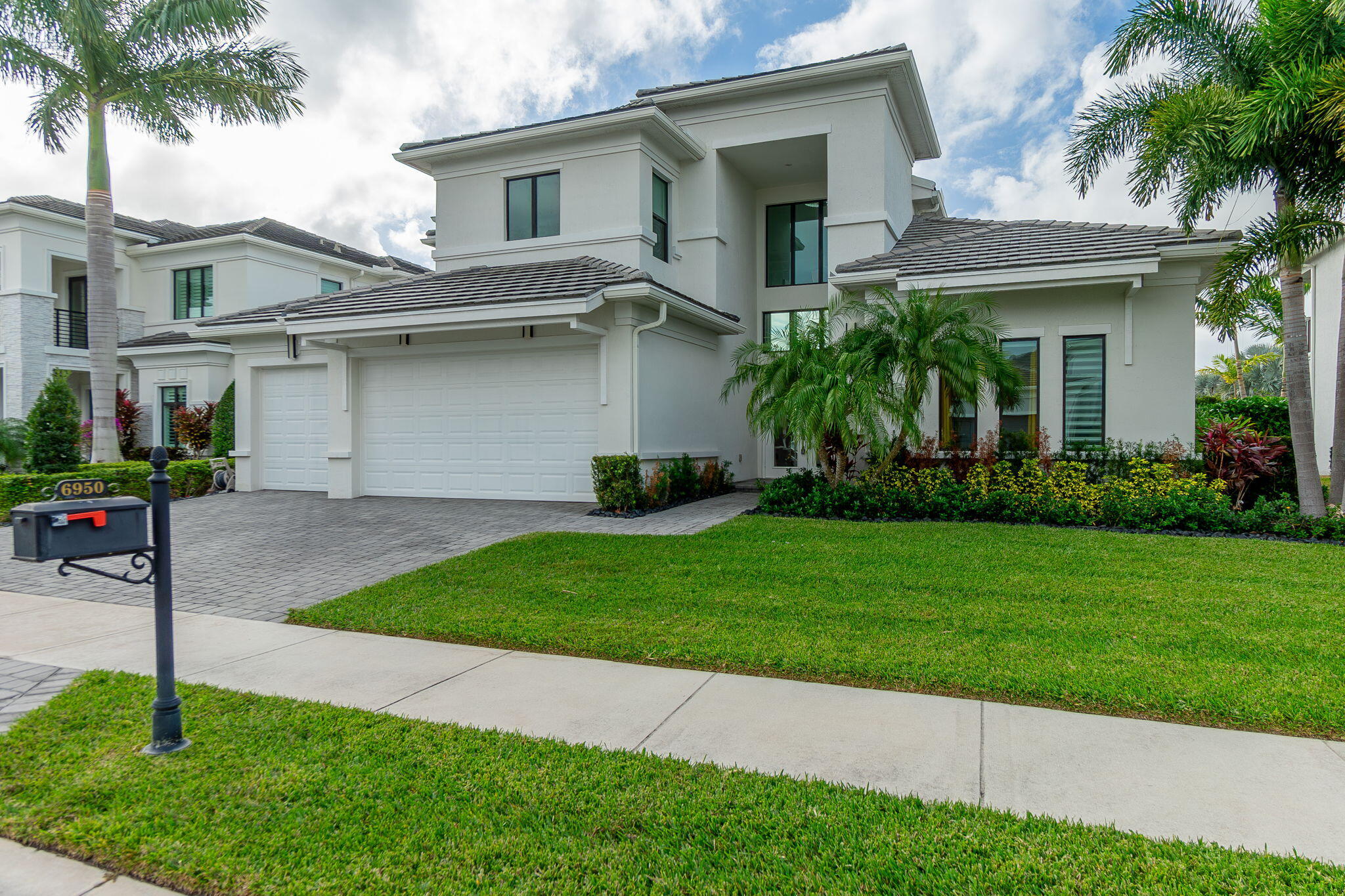 6950 NW 27th Avenue