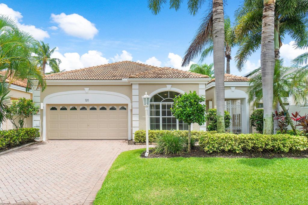 Photo of 120 Coral Cay Drive, Palm Beach Gardens, FL 33418 (MLS # R10909399)