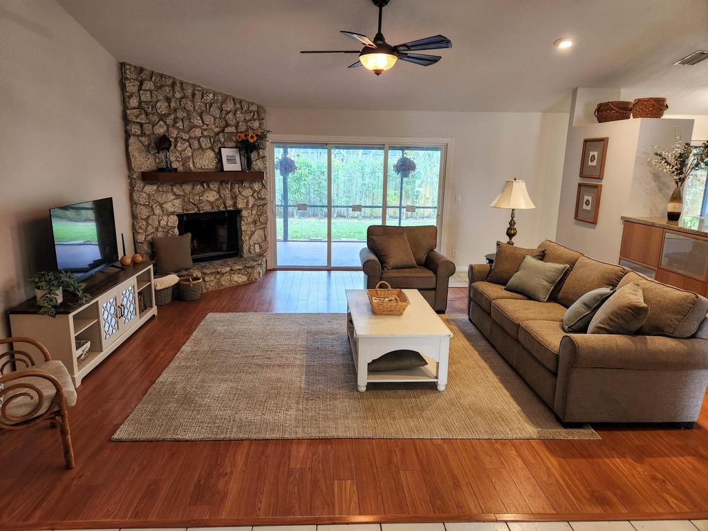 Photo of 1800 Primrose Lane, Wellington, FL 33414 (MLS # R10975446)