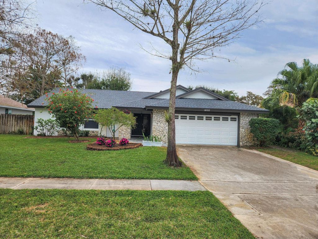 Photo of 1800 Primrose Lane, Wellington, FL 33414 (MLS # R10975446)