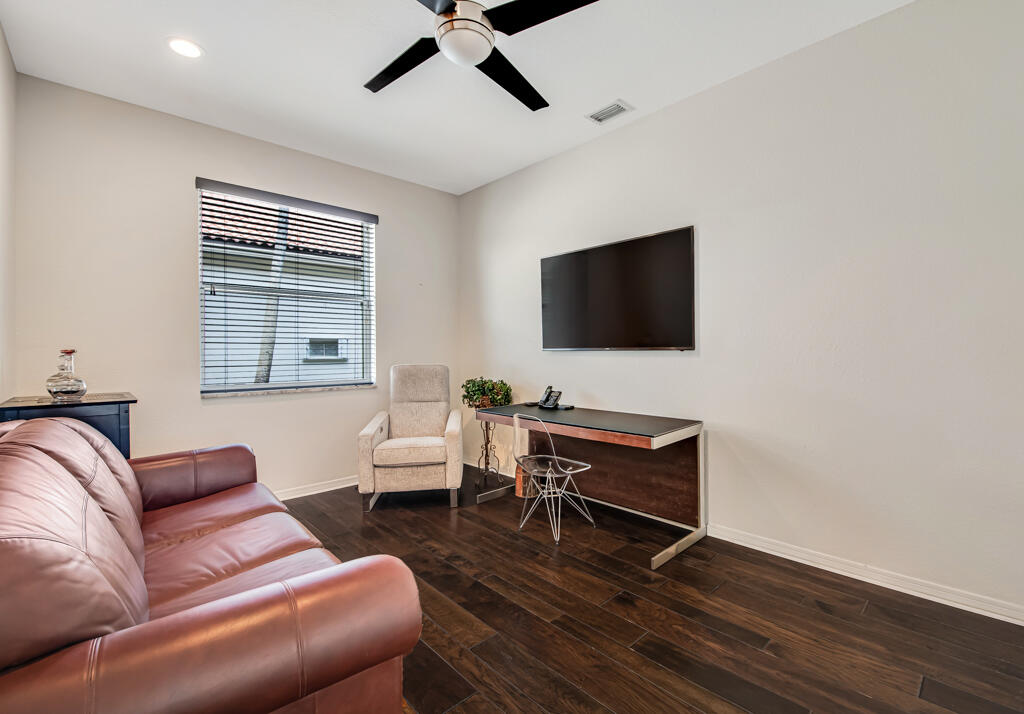 Venetian Isles - Residential