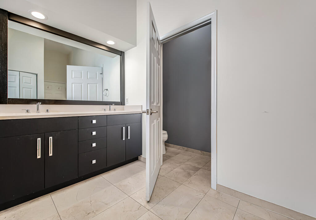 Venetian Isles - Residential