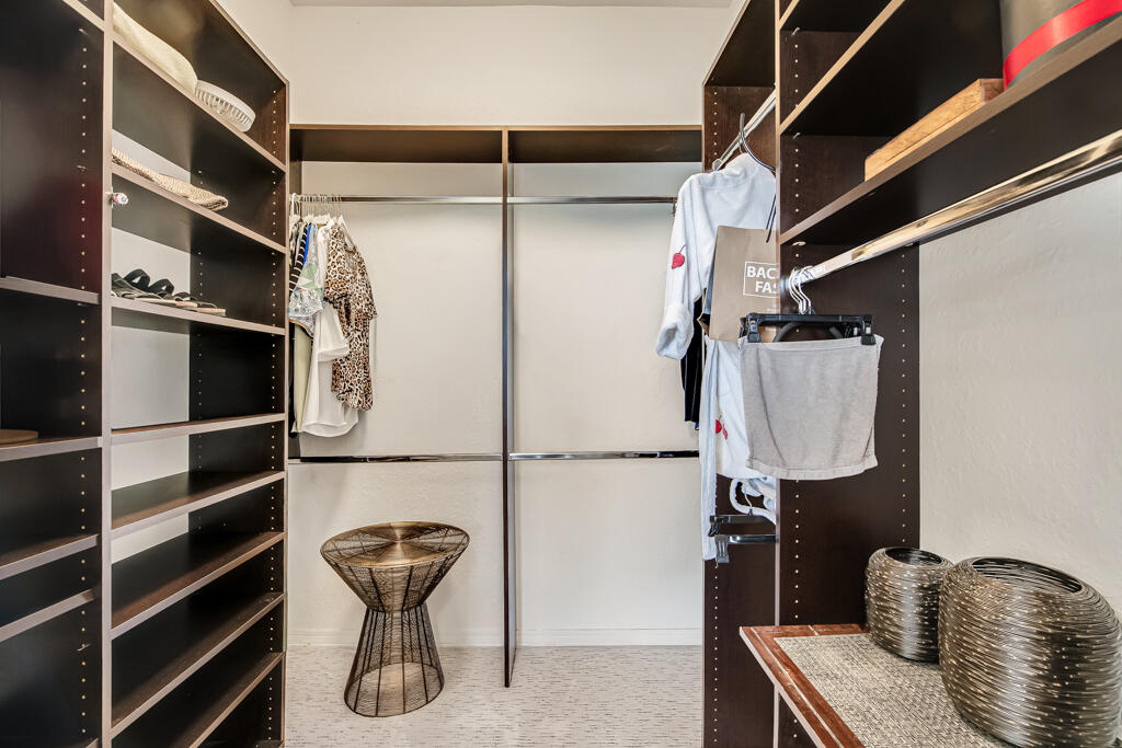 Venetian Isles - Residential