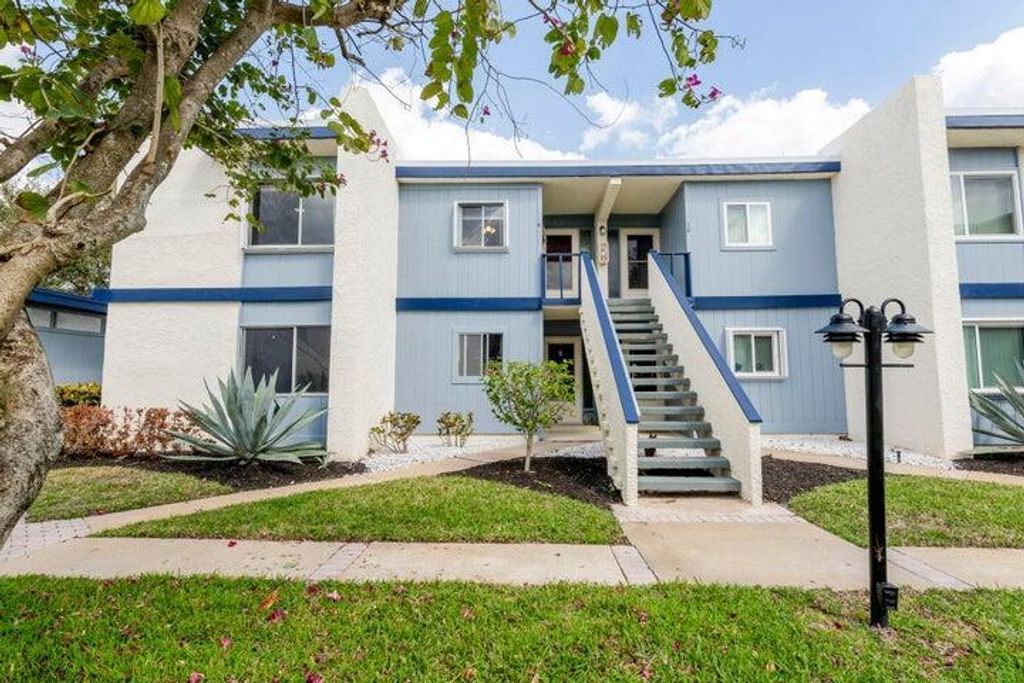 Photo of 1561 NE 12th Terrace #C1, Jensen Beach, FL 34957 (MLS # R11029758)