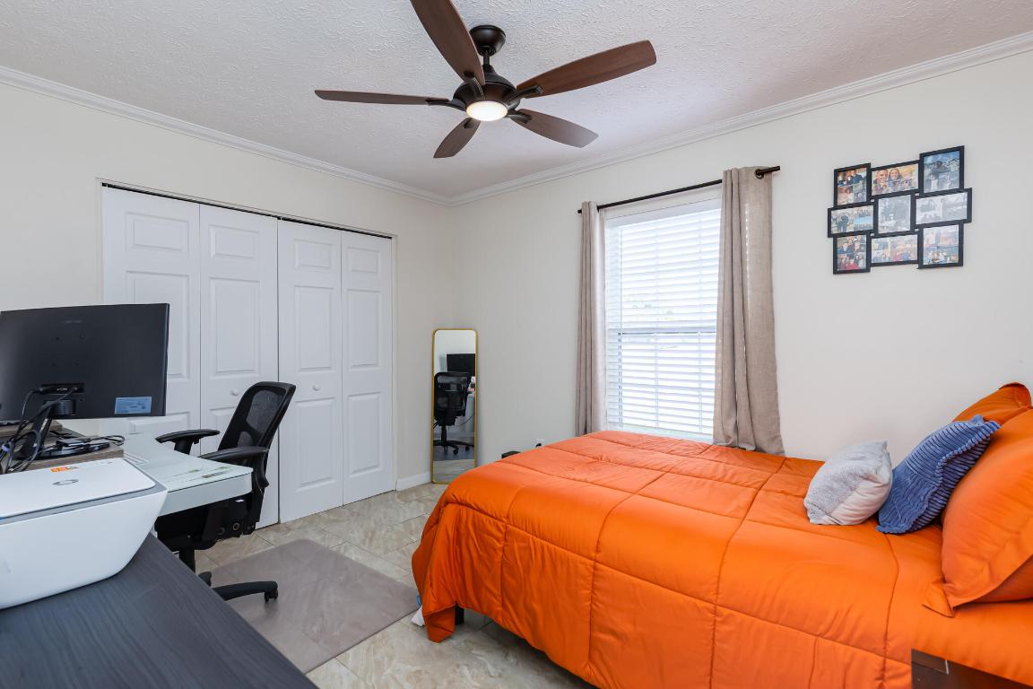 PORT ST LUCIE SECTION 8 - Residential