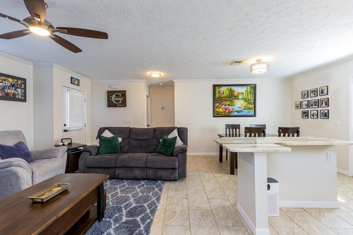 PORT ST LUCIE SECTION 8 - Residential