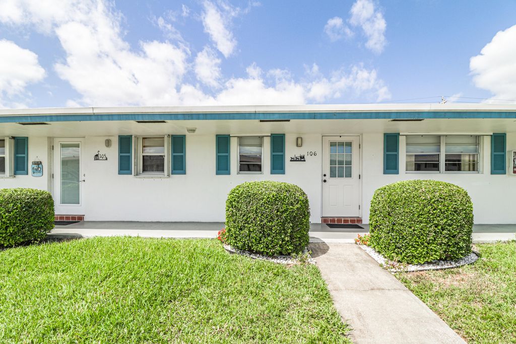 Photo of 1119 Lake Terrace #106, Boynton Beach, FL 33426 (MLS # R10785652)