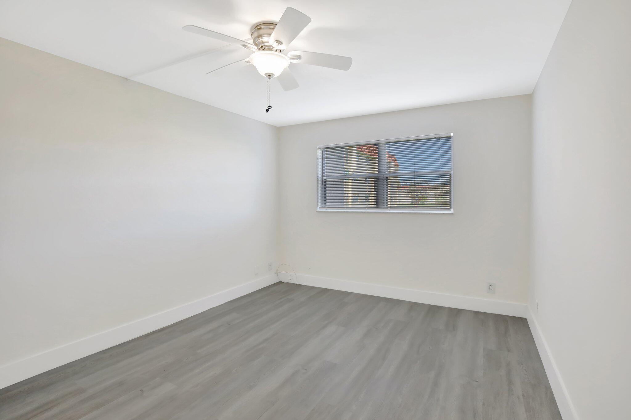 Sunrise Lakes Phase 1 Bldg 6 - Residential