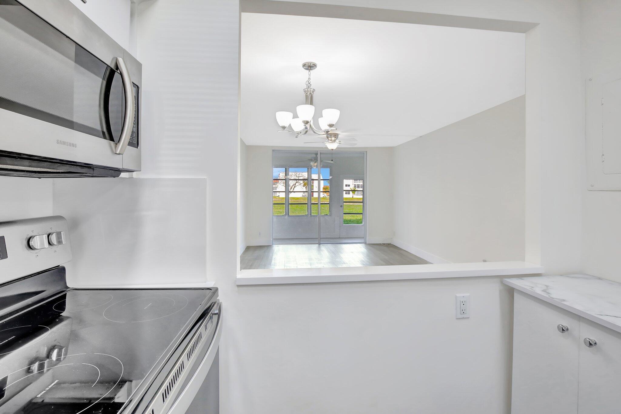 Sunrise Lakes Phase 1 Bldg 6 - Residential