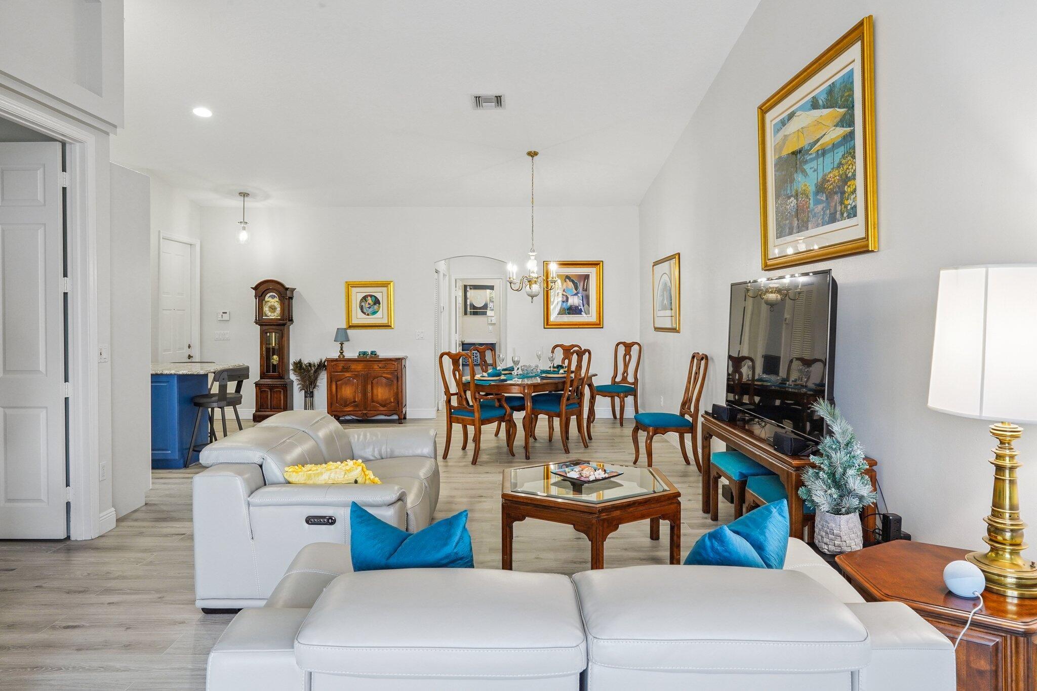 Andros Isle - Residential