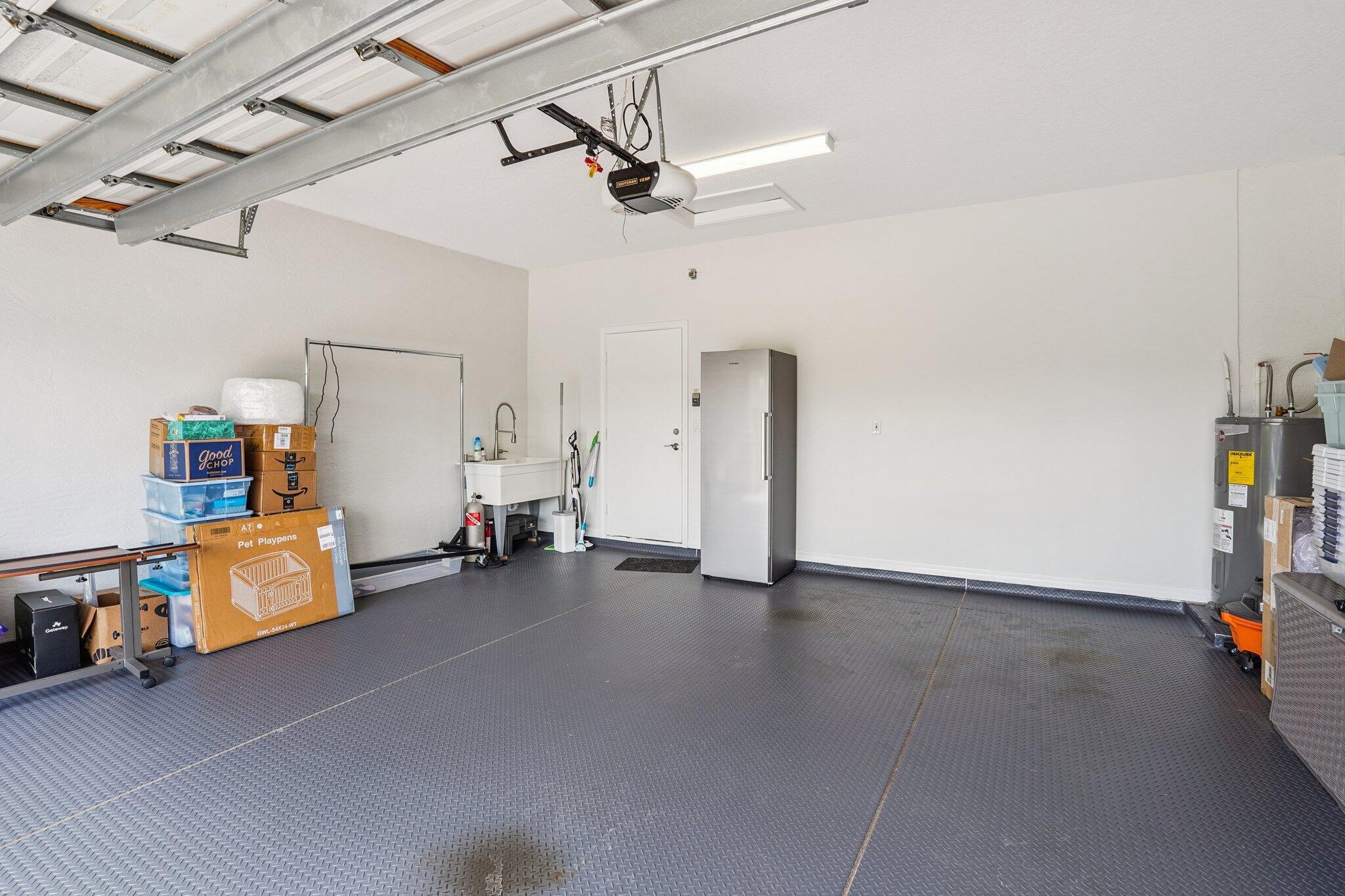 Andros Isle - Residential