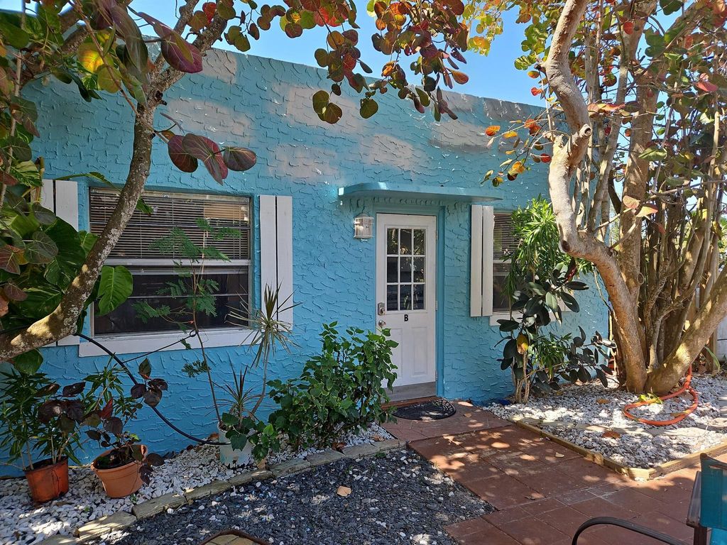 Photo of 405 Hernando Street, Hutchinson Island, FL 34949 (MLS # R10964787)