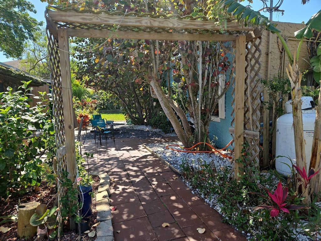 Photo of 405 Hernando Street, Hutchinson Island, FL 34949 (MLS # R10964787)