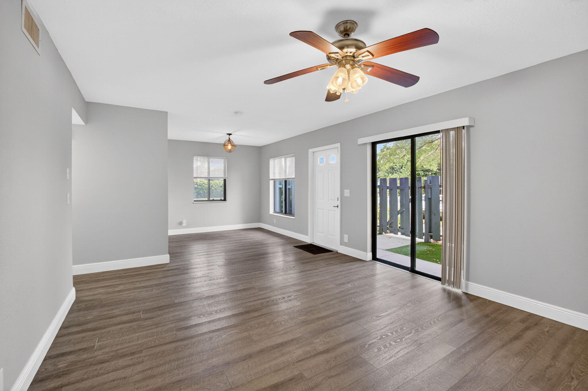 ENVIRONMENT I CONDO - Residential