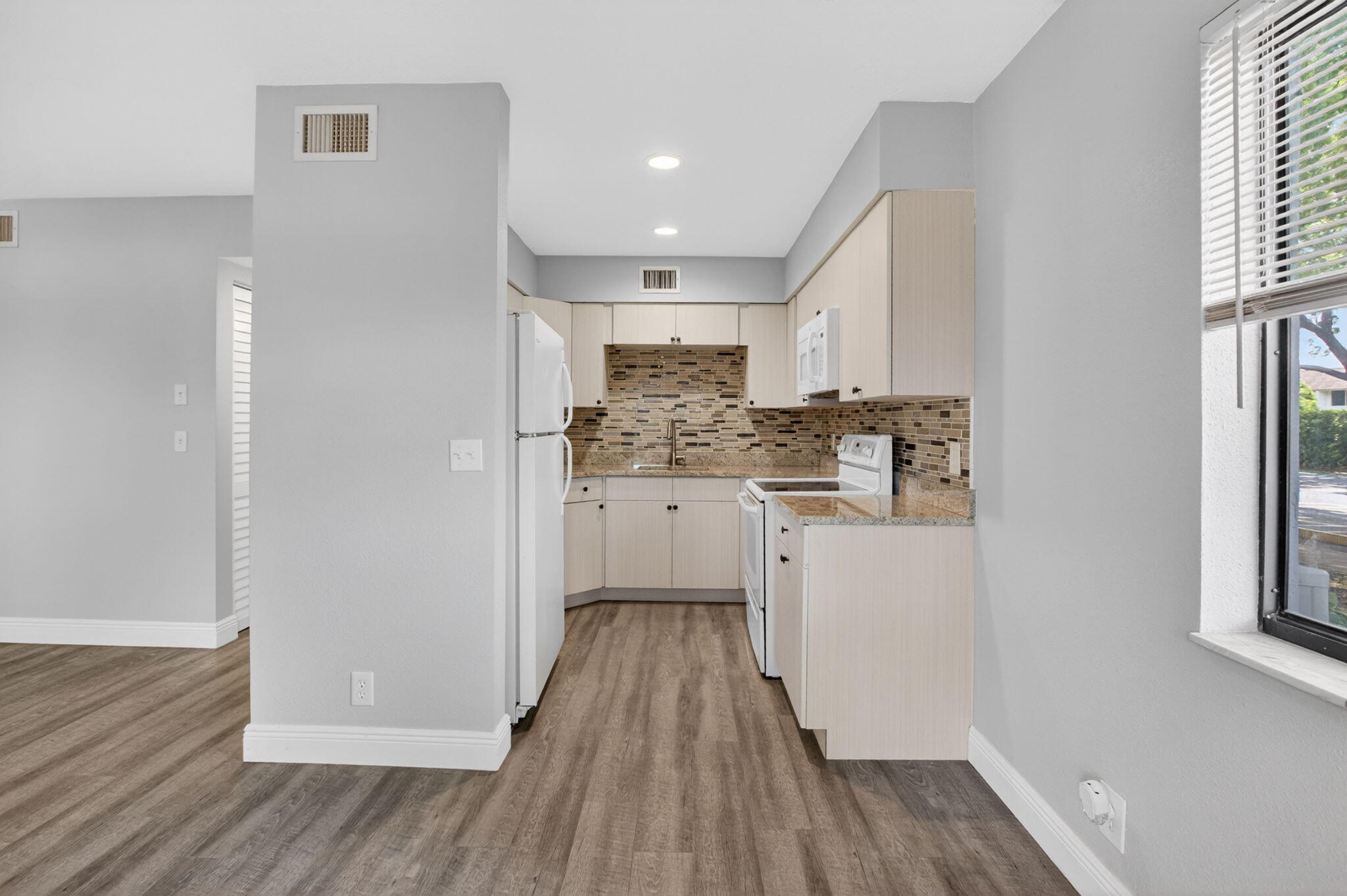 ENVIRONMENT I CONDO - Residential