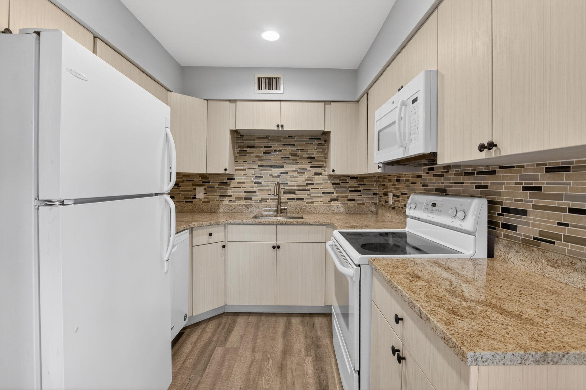 ENVIRONMENT I CONDO - Residential