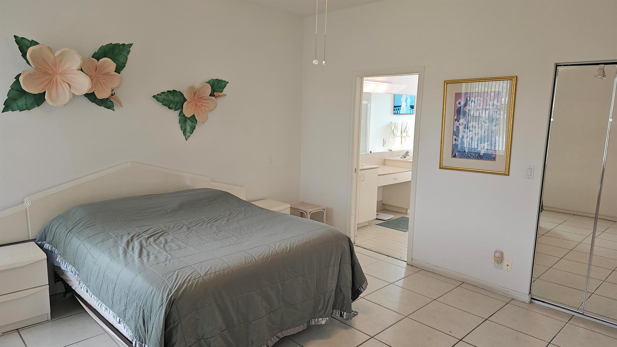 PALM ISLES WEST - Residential