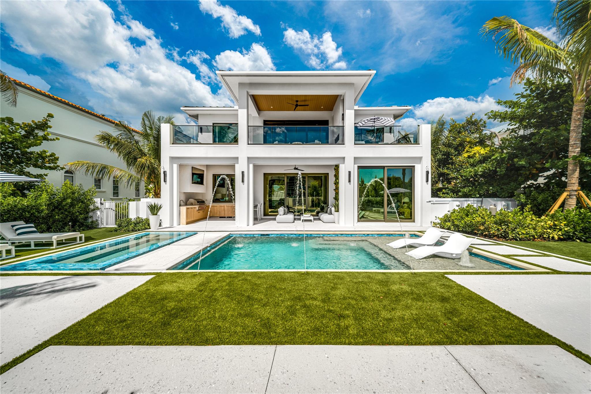 6107 N Ocean Blvd