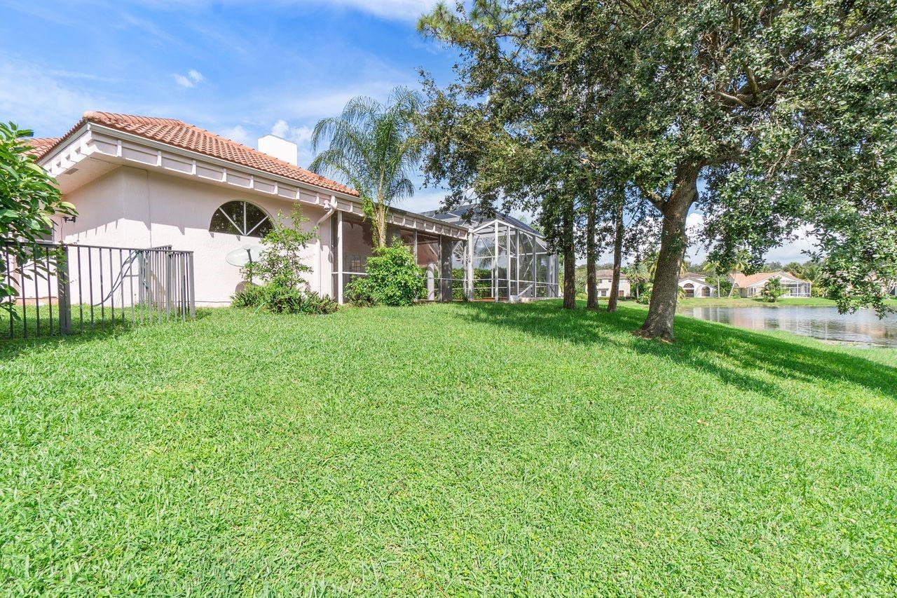 Countrys Point 119-29 B - Residential