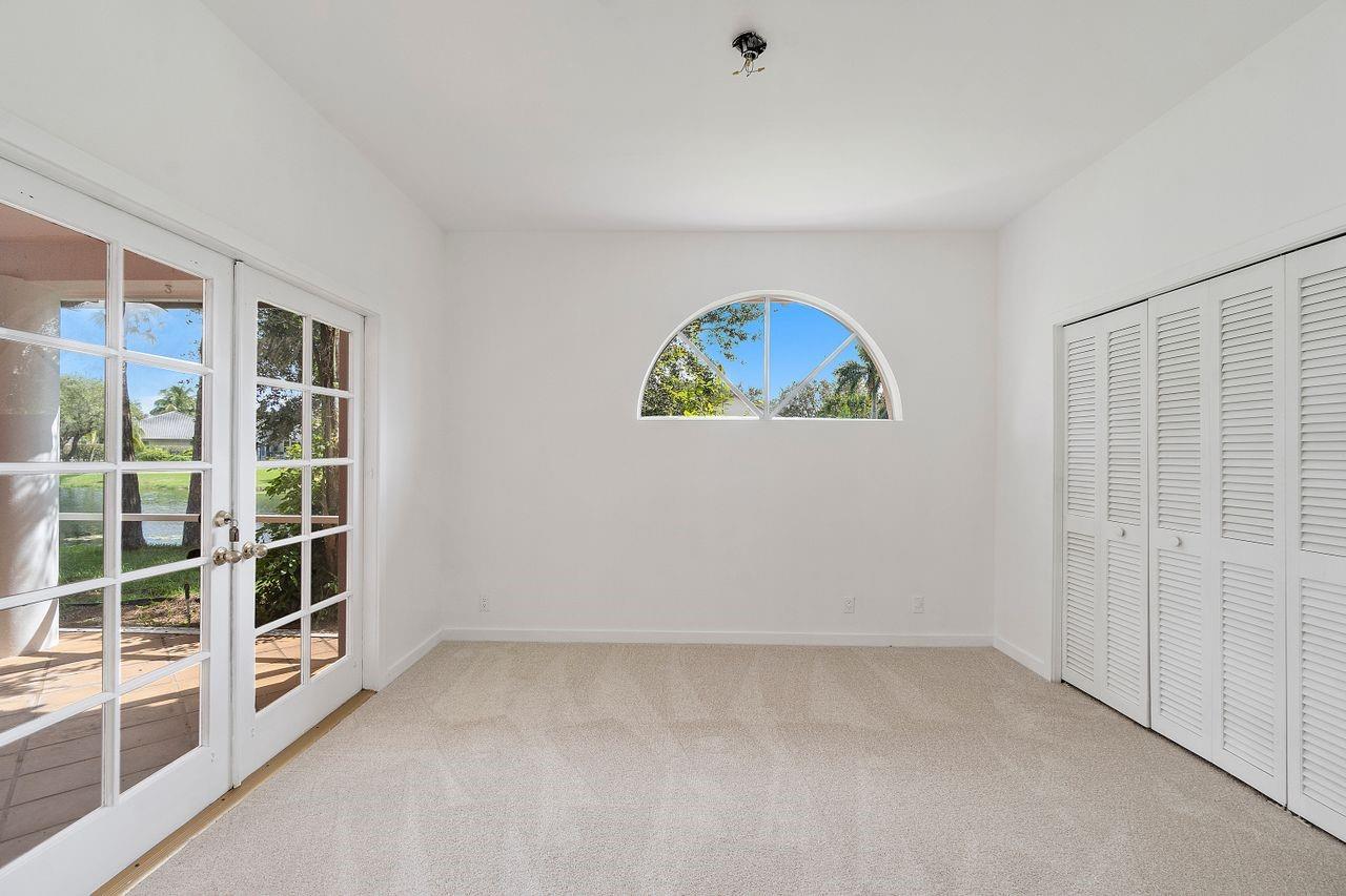 Countrys Point 119-29 B - Residential