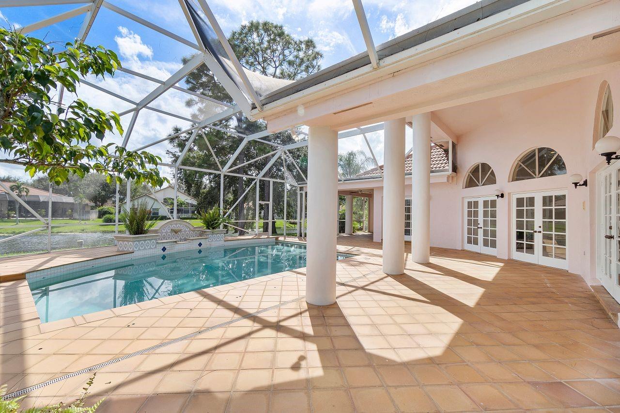 Countrys Point 119-29 B - Residential