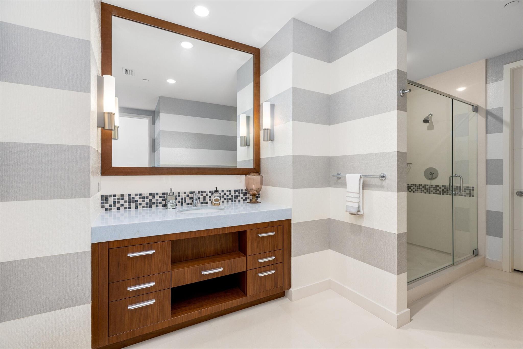 ONE THOUSAND OCEAN - Residential