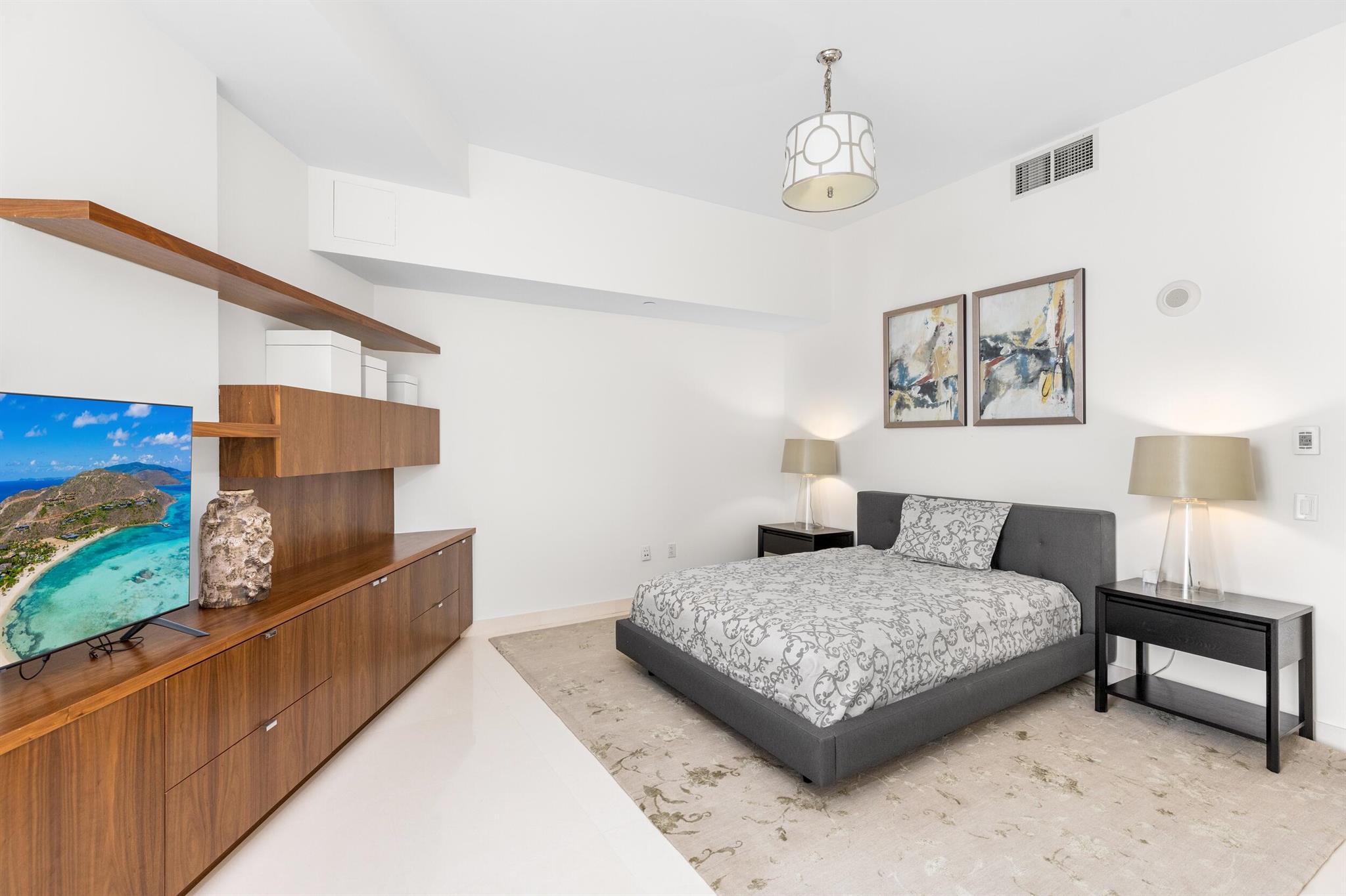 ONE THOUSAND OCEAN - Residential