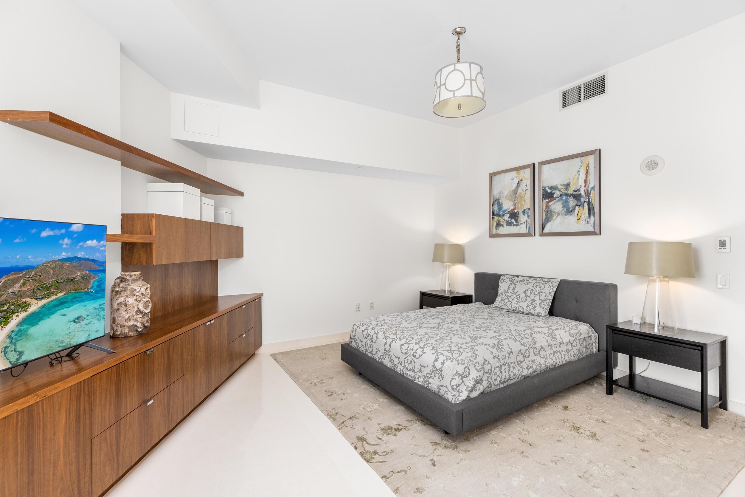 ONE THOUSAND OCEAN - Residential