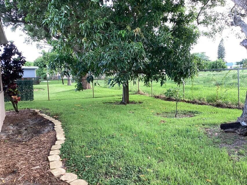 LONE PINE ESTATES - Residential