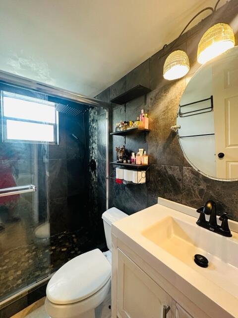 RAMBLEWOOD EAST CONDO - Residential Lease