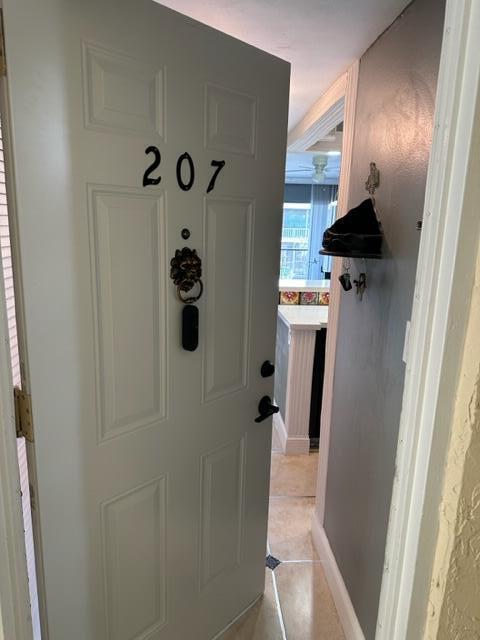 RAMBLEWOOD EAST CONDO - Residential Lease