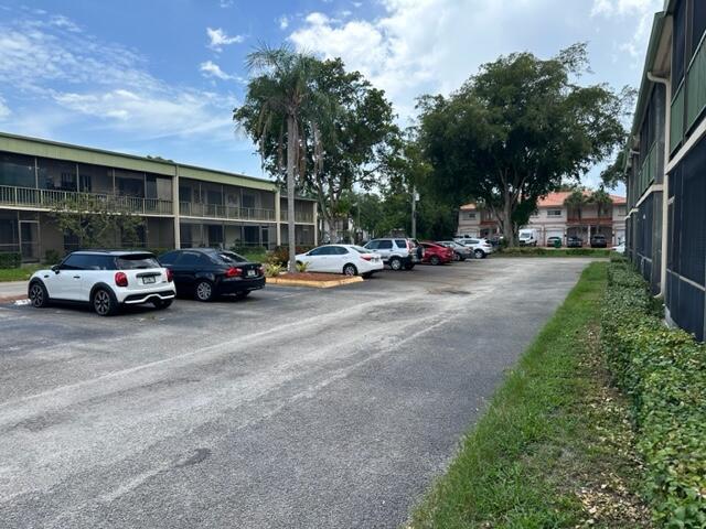 RAMBLEWOOD EAST CONDO - Residential Lease