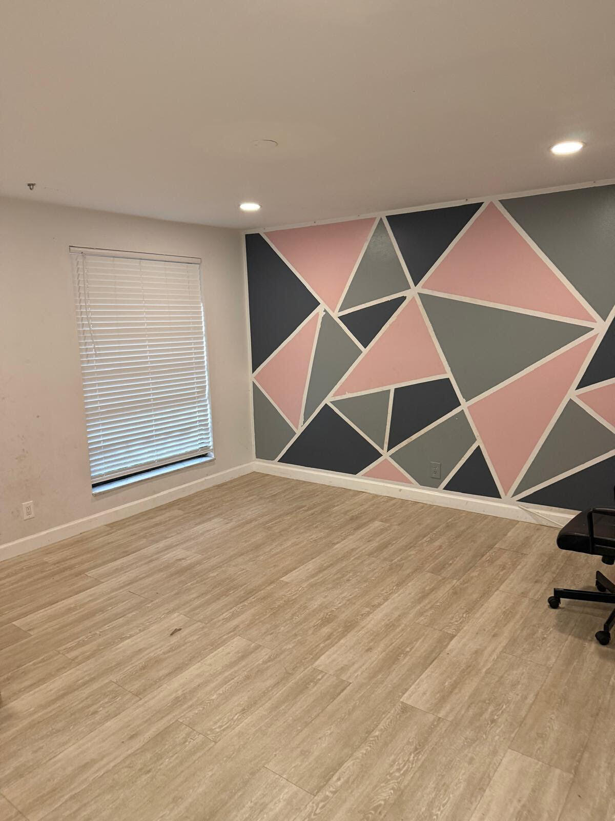 TOWNHOUSES OF EMERALD HILLS - Residential Lease