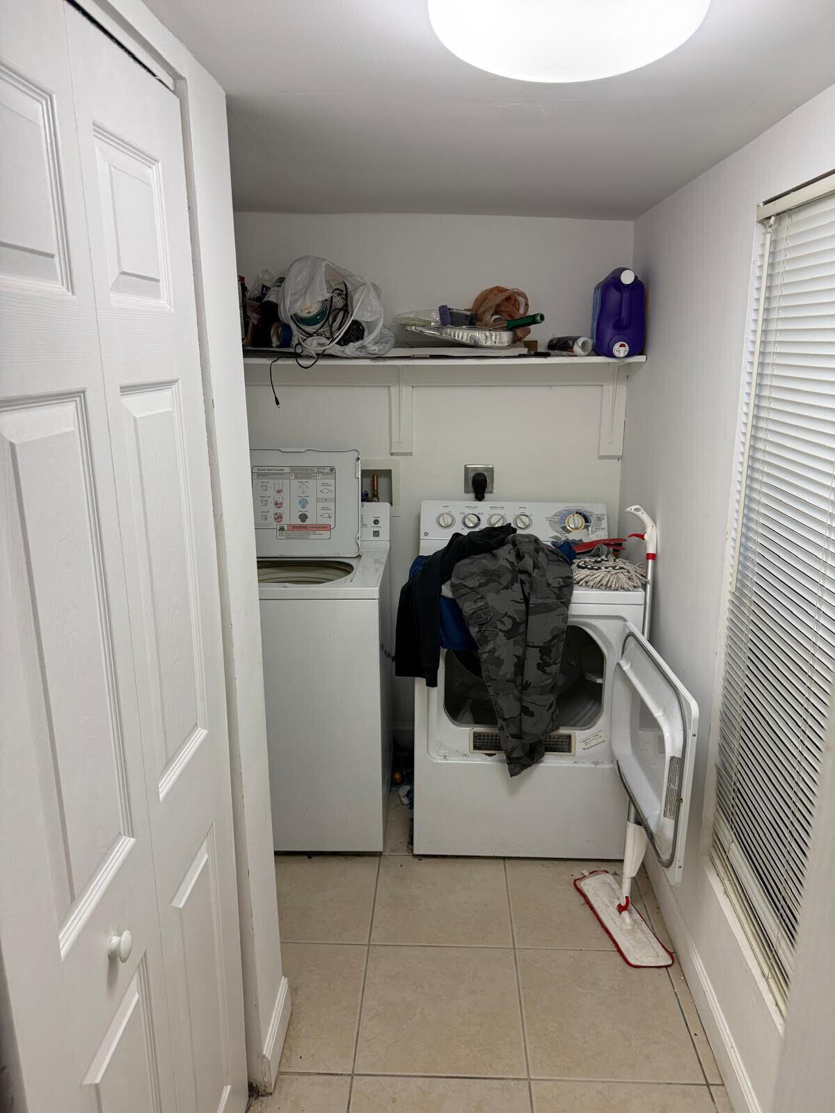 TOWNHOUSES OF EMERALD HILLS - Residential Lease