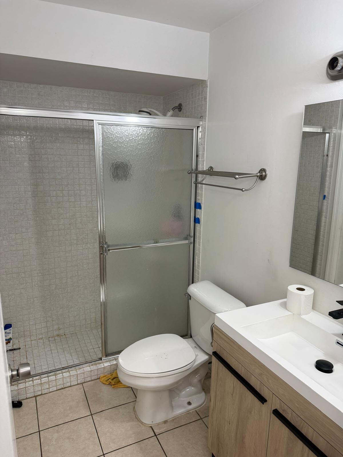 TOWNHOUSES OF EMERALD HILLS - Residential Lease