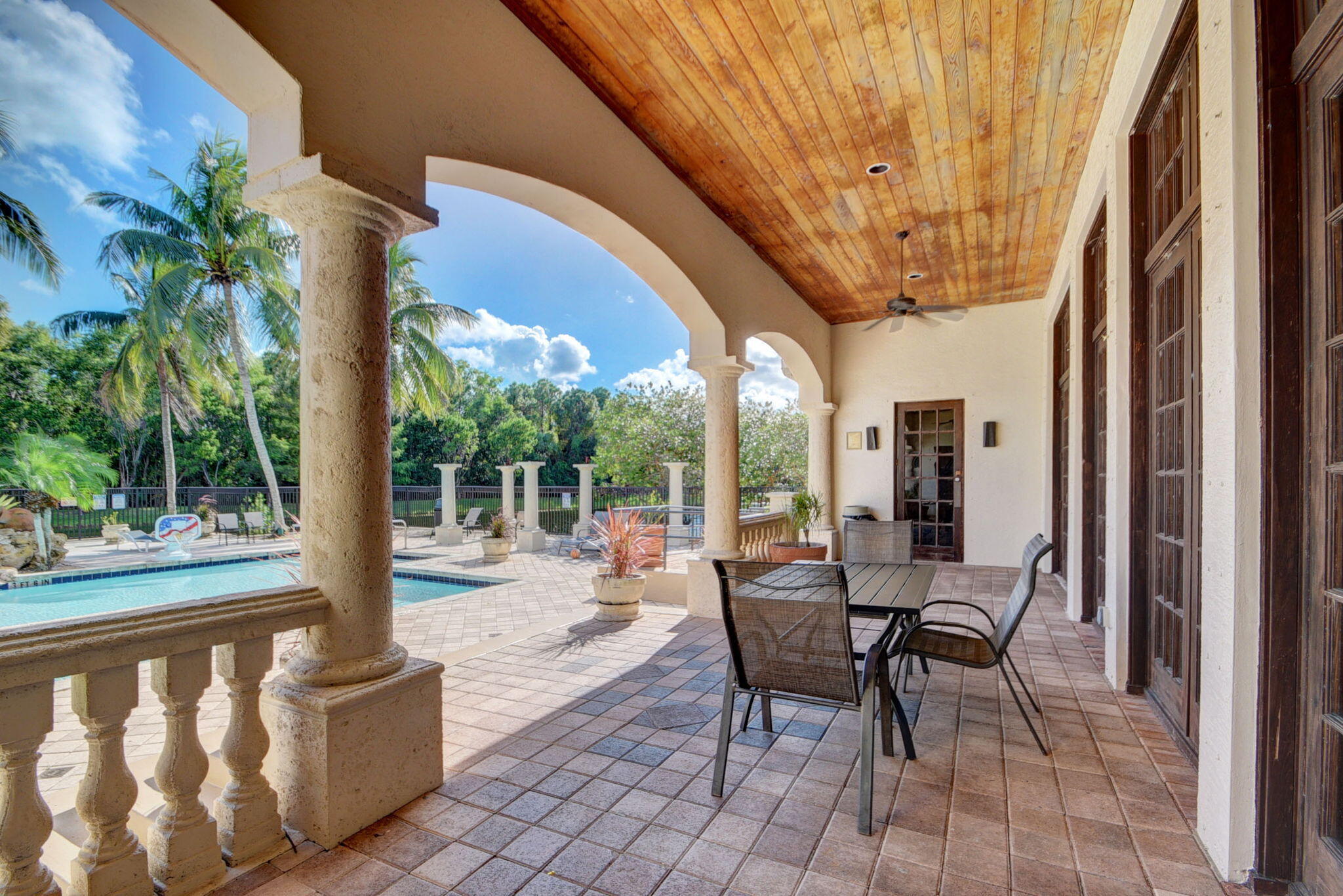 GRAND VIEW AT CRESTWOOD CONDO - Residential