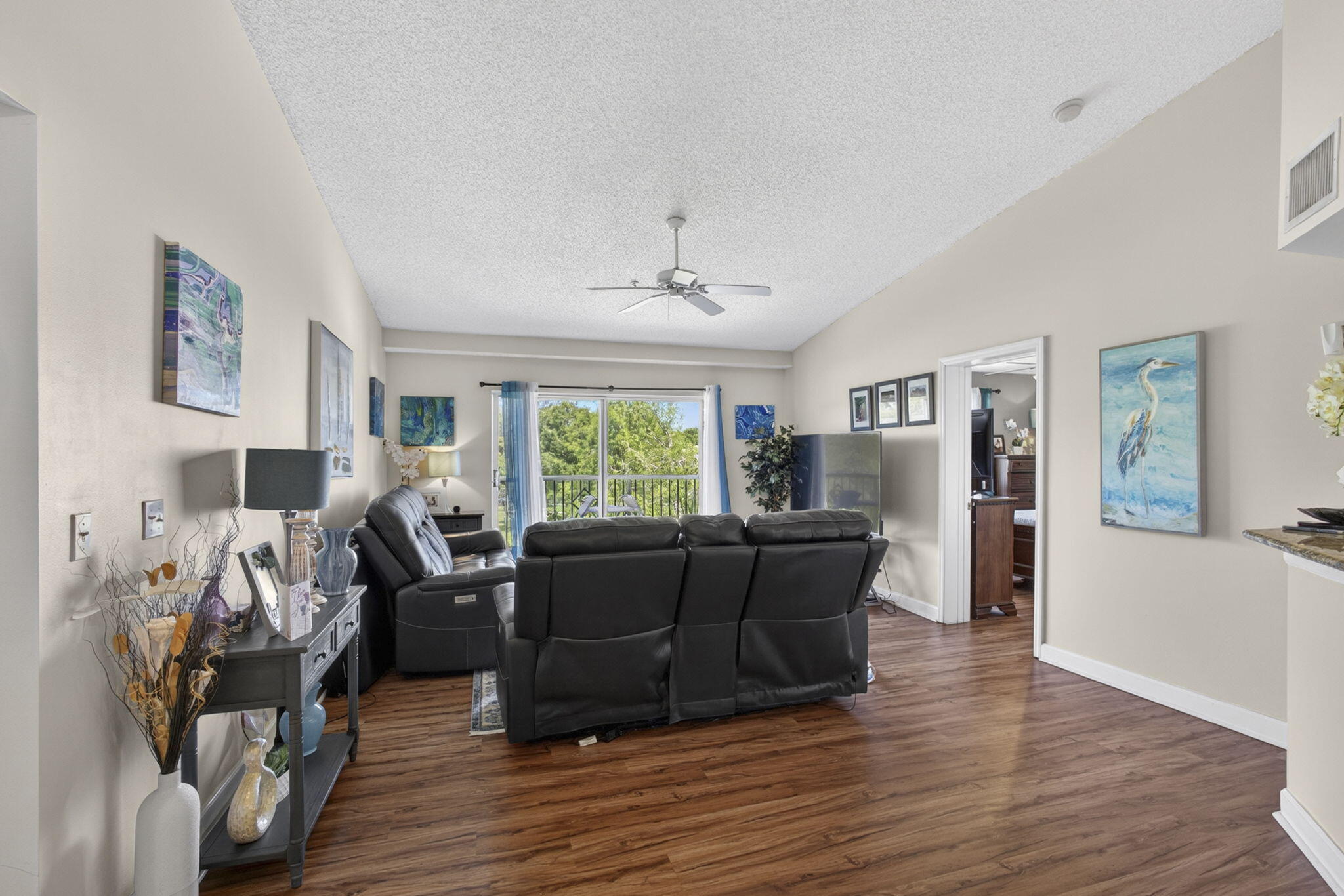 GRAND VIEW AT CRESTWOOD CONDO - Residential