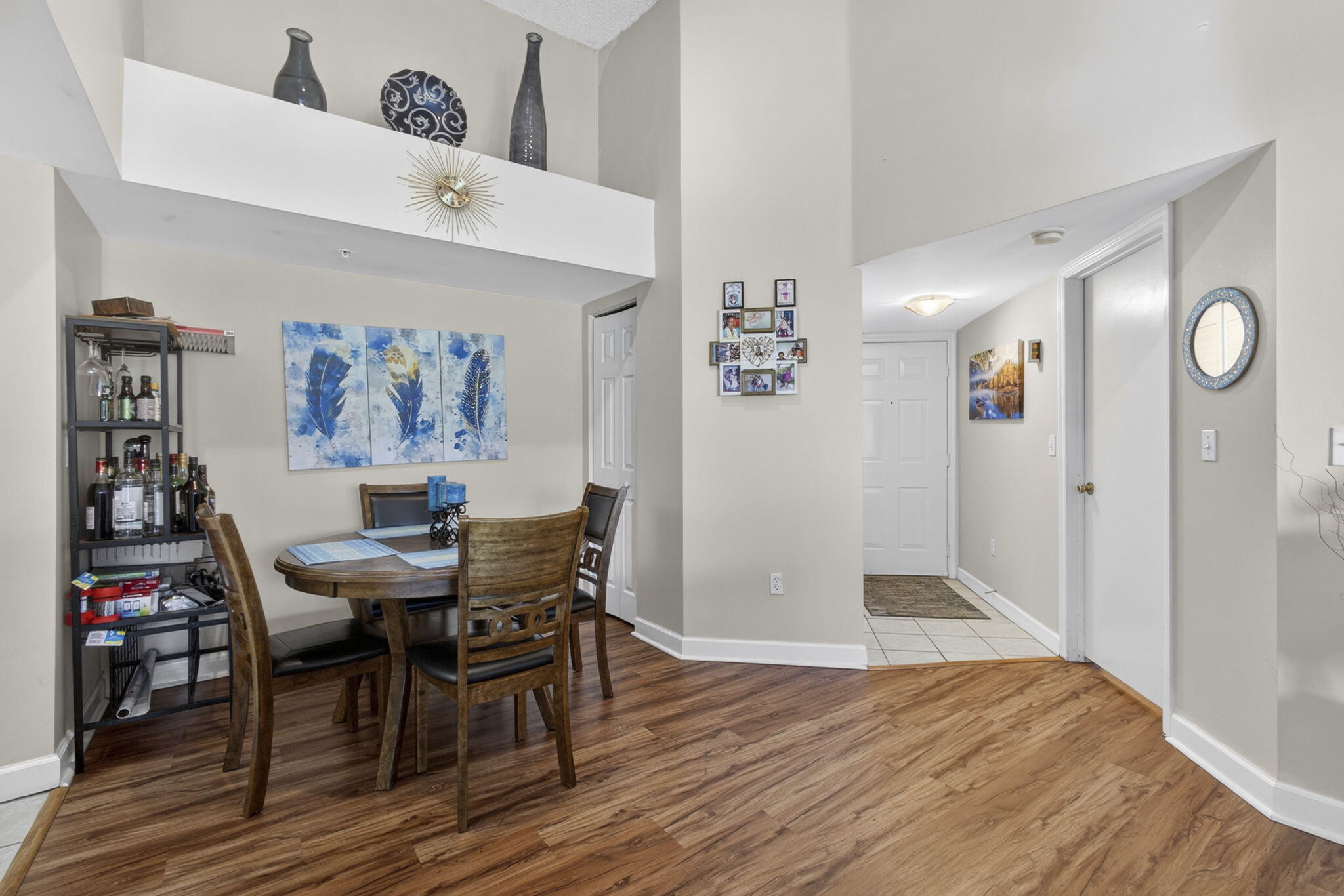 GRAND VIEW AT CRESTWOOD CONDO - Residential
