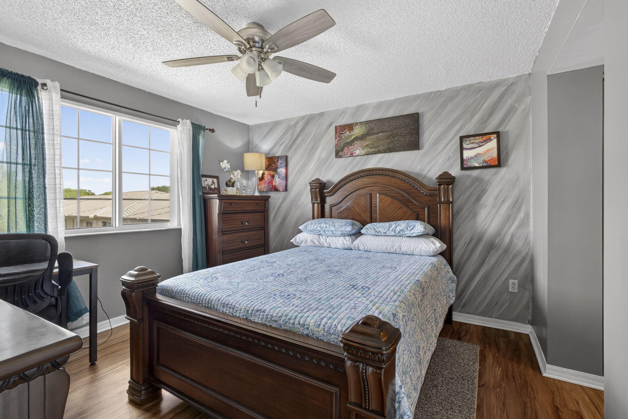 GRAND VIEW AT CRESTWOOD CONDO - Residential