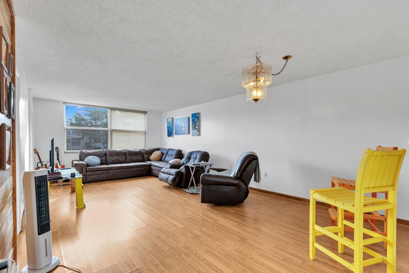 ROYAL PARK GARDENS - Residential