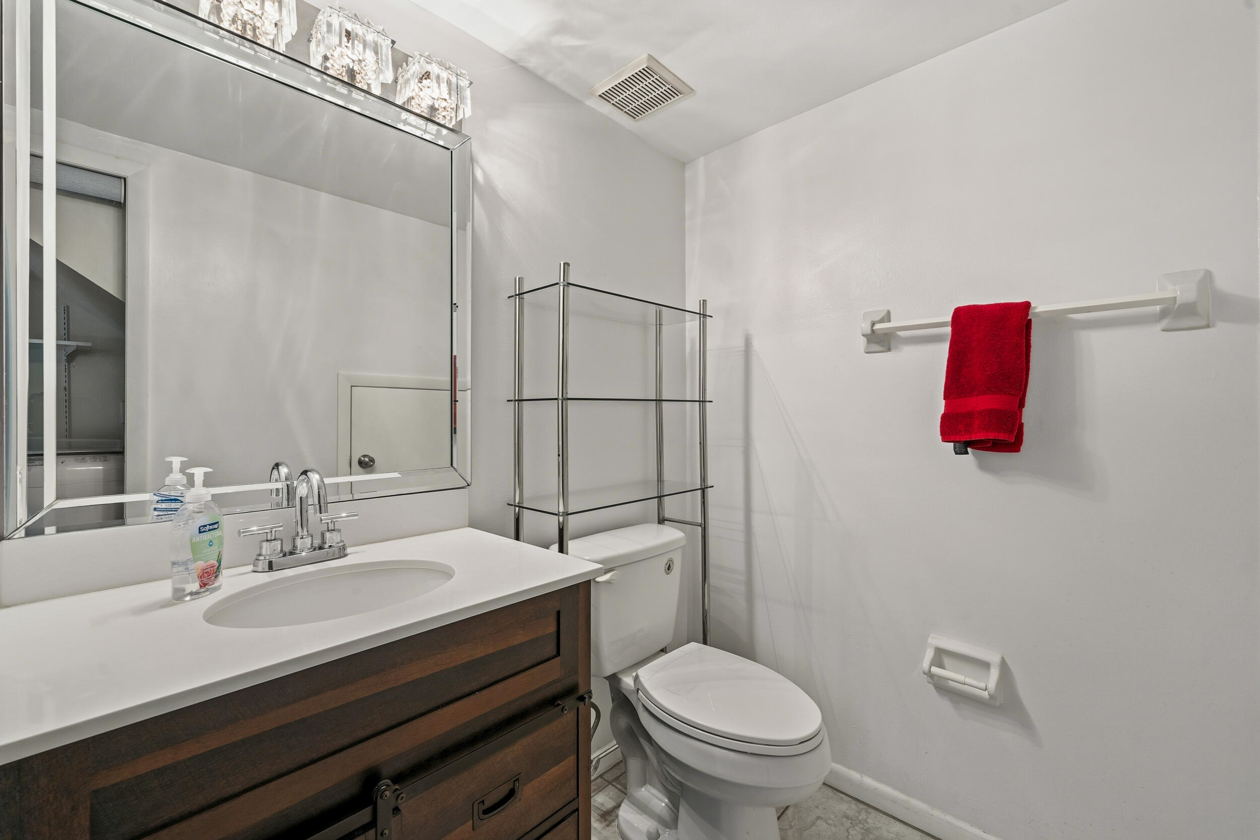 THE COURT YARDS CONDO - Residential