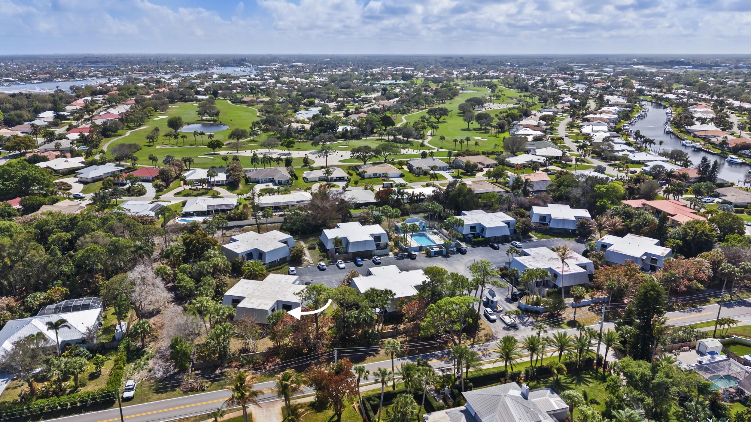 THE COURT YARDS CONDO - Residential