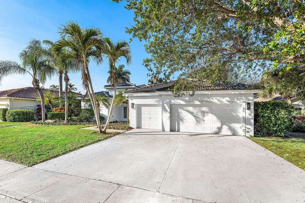 Photo of 11175 Winding Pearl Way, Wellington, FL 33414 (MLS # R11166148)