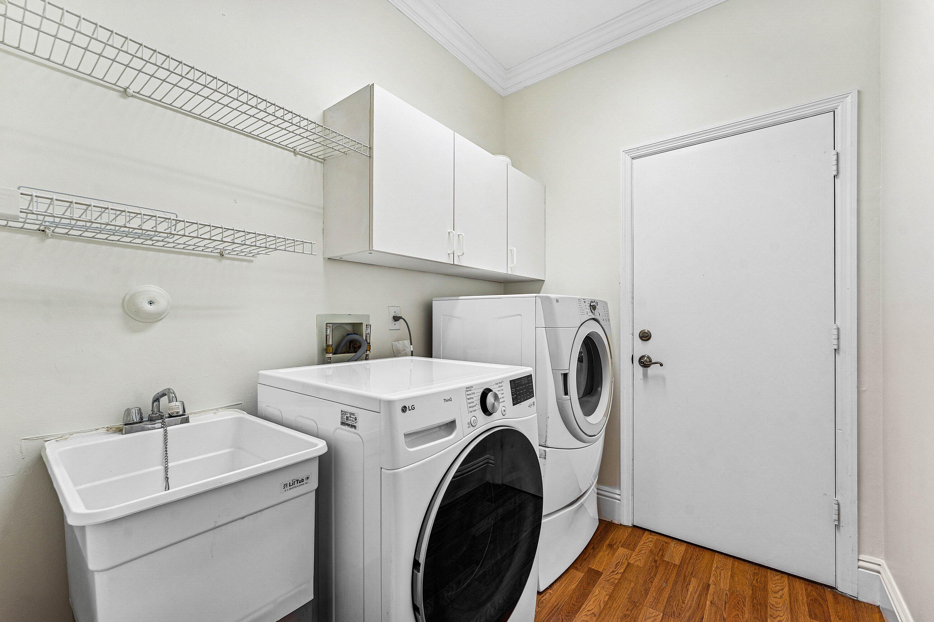 ORANGE POINT 1 - Residential